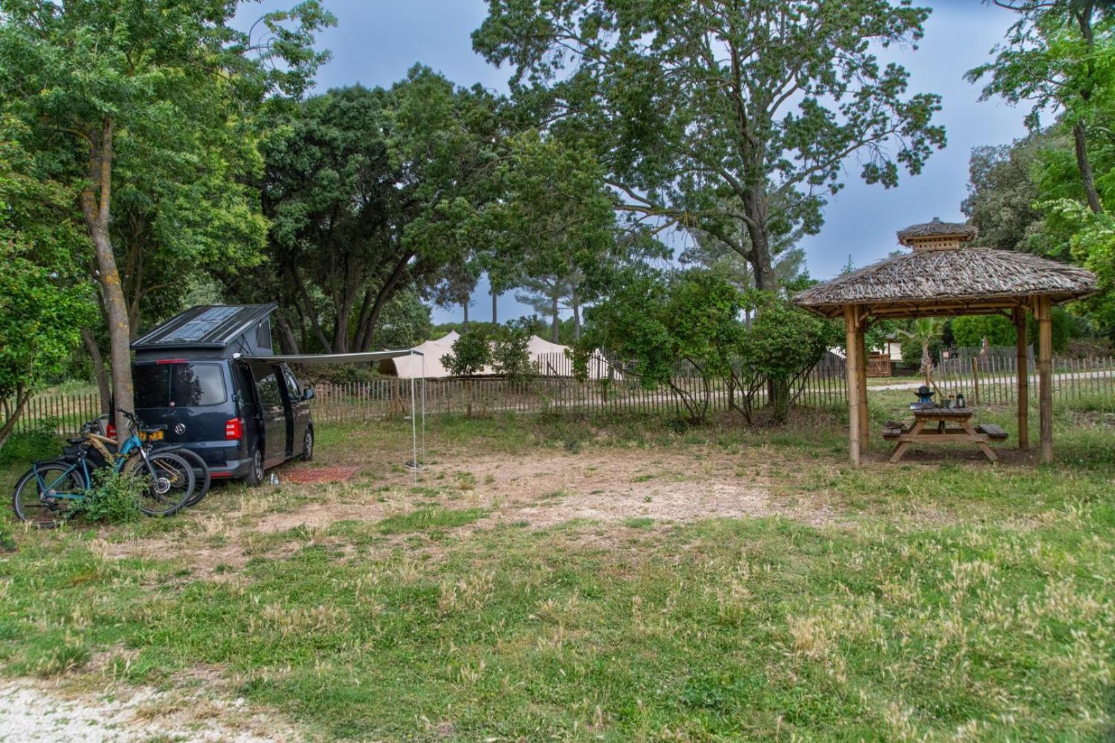 Camping Du Garlaban Hotel Aubagne Quarto foto