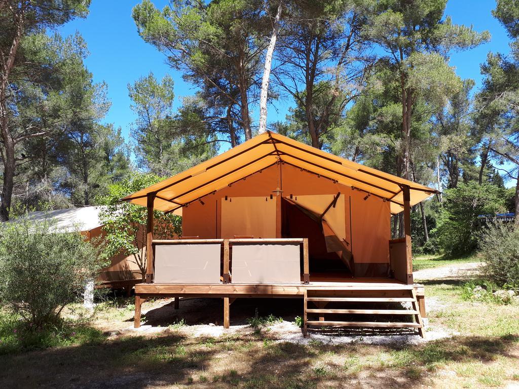 Camping Du Garlaban Hotel Aubagne Exterior foto